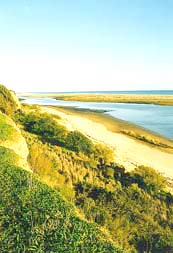 In Cabanas das Meereswasser- Naturschutz-Gebietes der Ria Formosa Richtung Osten