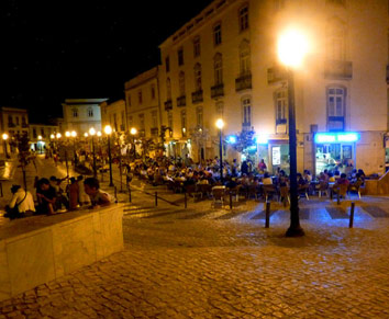  Tavira´s gemütliche "Strassen"-Cafés & -Bars am Abend